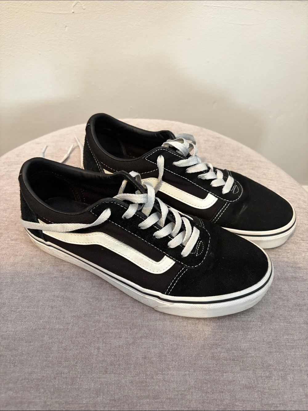 Women’s Vans sneakers